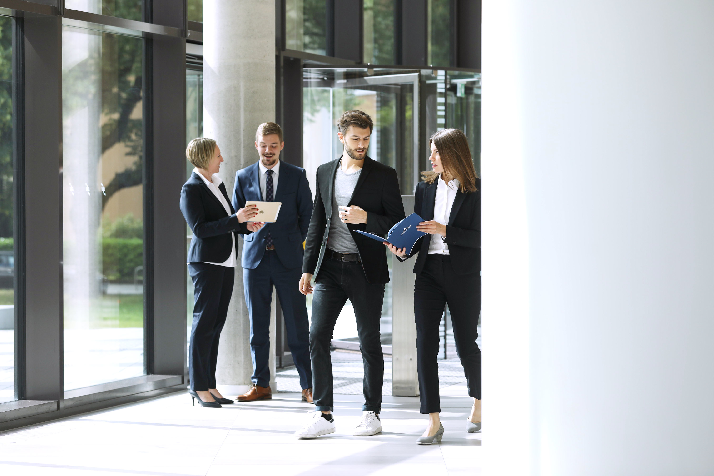 Personen Büroumgebung Partner werden Hüttig & Rompf