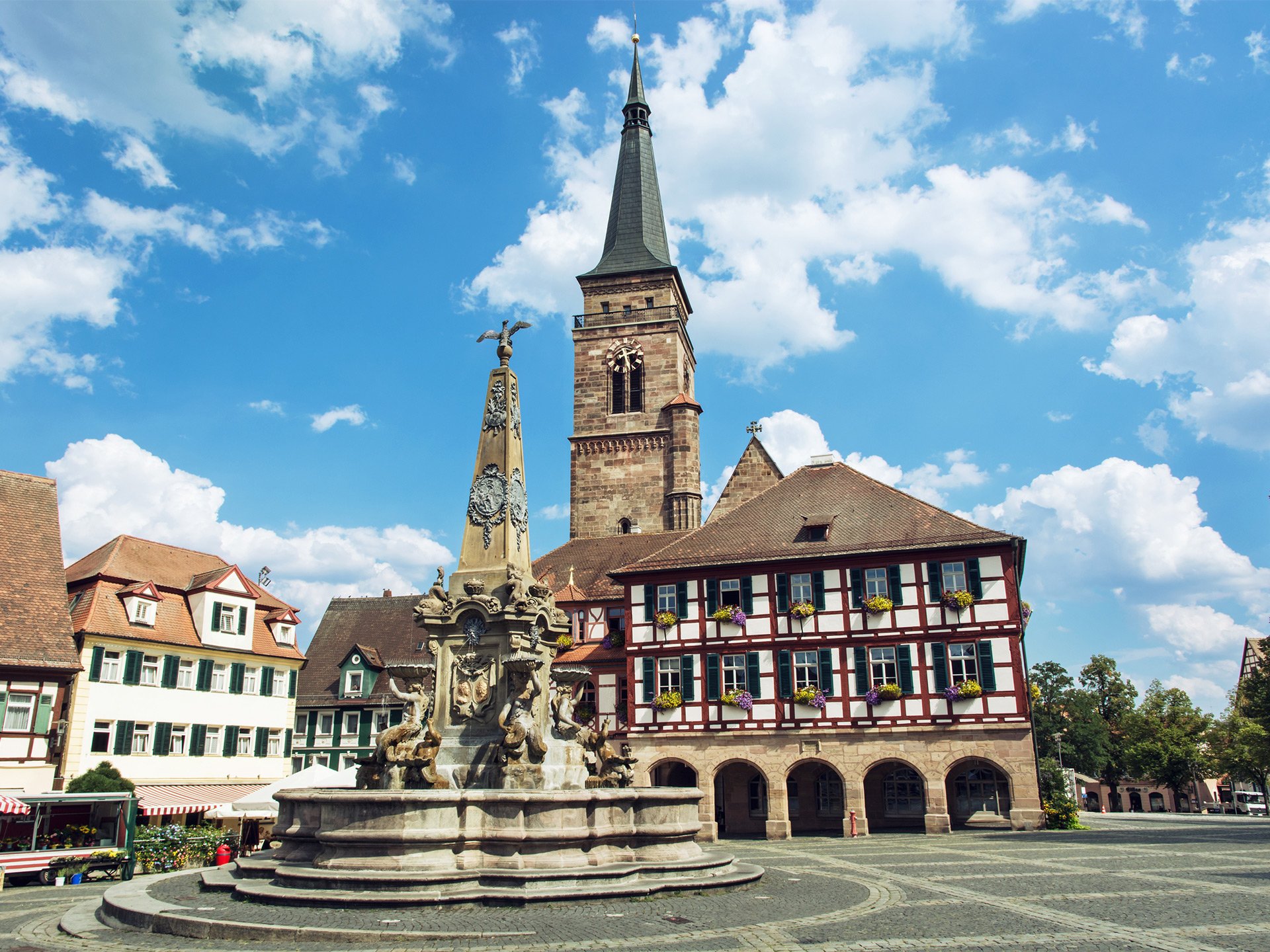 HuR_07.4-Standort_Schwabach_Hero